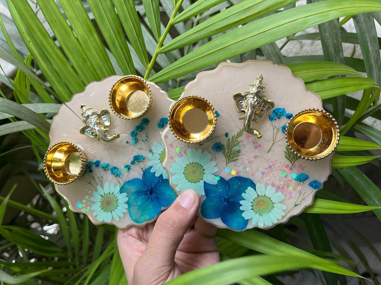 Petite Beauty: 5-Inch Resin Pooja Thali with Real Flowers