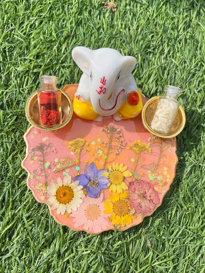 Petite Floral Ganesha Platter - Peach Gardenia