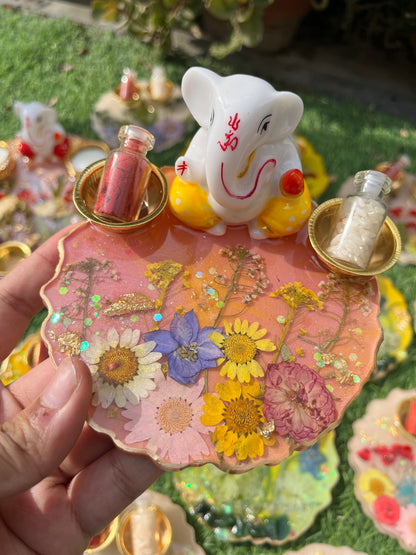 Petite Floral Ganesha Platter - Peach Gardenia